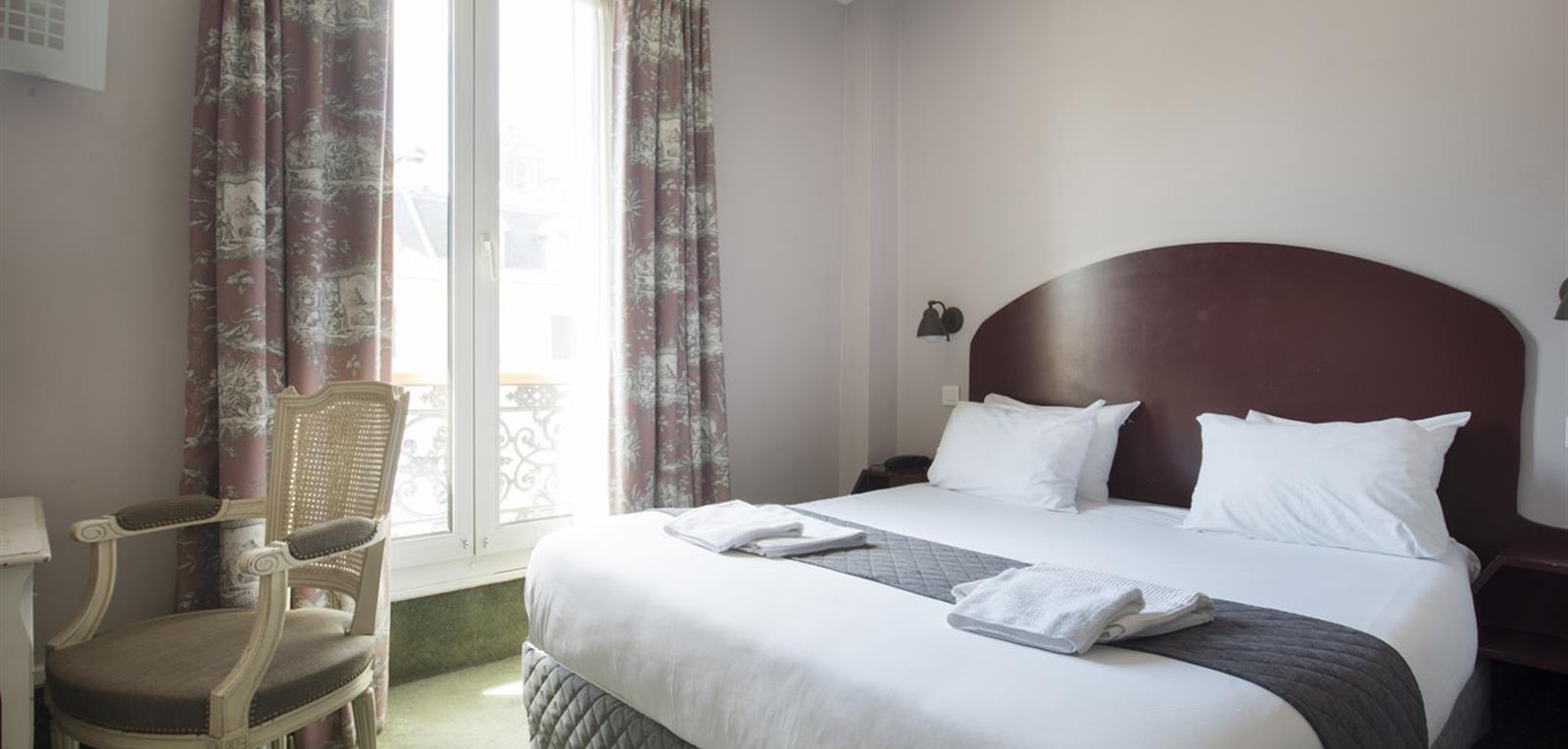 Chambre double - Hôtel Paris - Quartier du Louvre - Le Marais