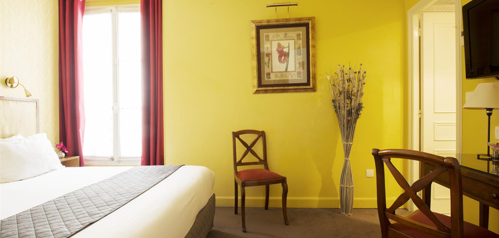 Chambre supérieure double - Hôtel 3 étoiles Paris entre le 1er et le 4e arrondissement